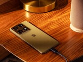 Motorola introduce presuntamente códigos de afiliación en aplicaciones de compra.
