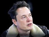 Elon Musk hablando en la conferencia Atreju en Roma (imagen: Independent/YT)