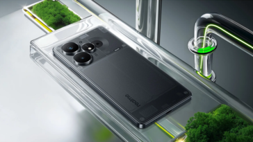 El Realme Neo7 Turbo viene en negro transparente...