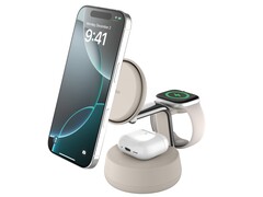 La nueva base 3 en 1 Qi2 25W de Belkin debería cargar el iPhone 16 de 0 a 50% en 25 minutos usando iOS 26 o más reciente. (Fuente de la imagen: Belkin)