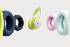 Los auriculares Beats 360 pueden equiparse con una variedad de almohadillas de colores, ya sean UltraPlush o Performance Knit transpirables.