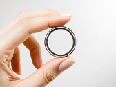 Nuevo anillo inteligente de titanio asequible con háptica, pantalla y batería para 30 días