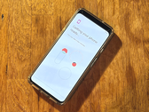 Android 12 está disponible para descargar e instalar ya en los smartphones Pixel. (Fuente de la imagen: NotebookCheck)