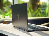 Después de probar más de dos docenas de portátiles para juegos con la GeForce RTX 2070 Max-Q, el 2020 Razer Blade Pro 17 resulta ser el más rápido de todos ellos (Fuente de la imagen: Razer)