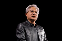 Jensen Huang, consejero delegado de Nvidia, afirmó que esperan que el sector se convierta en un mercado de un billón de dólares. (Fuente de la imagen: Nvidia)
