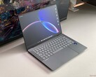 Análisis del portátil Asus Googlebook 14 - Un ExpertBook Ultra con una Glowbar