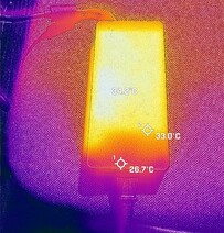 Temperaturas del adaptador de corriente (en reposo)