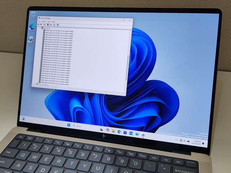 HP EliteBook X G1a con AMD Ryzen AI Pro 9 HX 375 (fuente de la imagen: Benjamin Herzig)