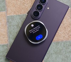 Galaxy Watch9 al intentar cargarlo mediante Wireless PowerShare