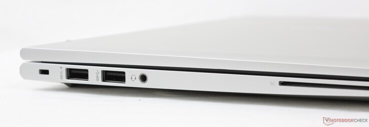 Izquierda: HP DriveLock, 2x USB-A 5 Gbps, audio combinado de 3,5 mm, lector de SmartCard (opcional)