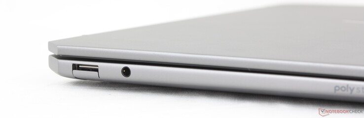 Izquierda: USB-A (10 Gbps), auriculares de 3,5 mm