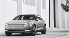 El Polestar 2 es una berlina fastback que pone el énfasis en una experiencia de conducción exhilarante. (Fuente de la imagen: Polestar)