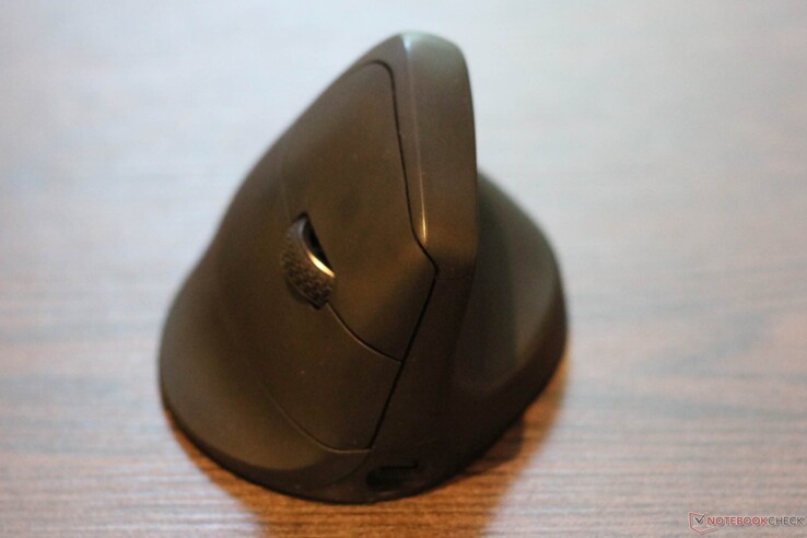 El Keychron M5 es ergonómico