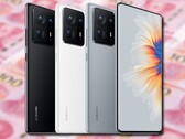 El Xiaomi Mi Mix 4 cuesta desde 4.999 yuanes (771 dólares) hasta 6.299 yuanes (971 dólares). (Fuente de la imagen: Xiaomi/CNN - editado)