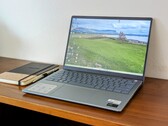 Análisis del portátil Dell Inspiron 14 Plus 7440: Dejando de lado GeForce RTX por Intel Arc integrado