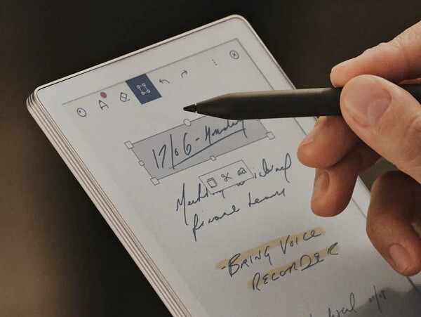 el próximo dispositivo de reMarkable podría dirigirse a un público más amplio que el Paper Pro Move (en la imagen).