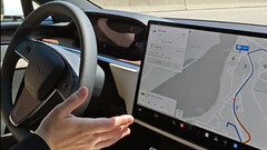 Demostración de la FSD 12 al presidente de Xiaomi (imagen: Lin Bin/Weibo)