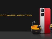 El iQOO Watch y los capullos Ie con el Neo9. (Fuente: iQOO)