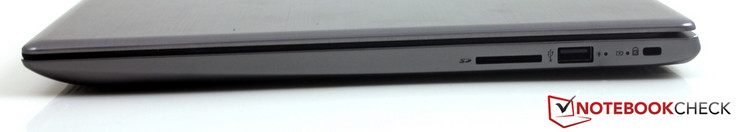 Lado derecho: lector de tarjetas SD, USB 2.0, Kensington