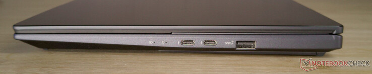 Derecha: 2 x USB-C con Thunderbolt 4, DisplayPort y PowerDelivery; USB-A 3.2 Gen 2
