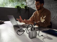 EcoFlow ha lanzado el nuevo cargador Rapid Pro (en la imagen) en Europa. (Fuente de la imagen: EcoFlow)