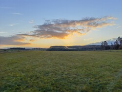 La puesta de sol con la lente principal