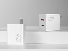 El cargador de doble puerto Xiaomi Mi 67 W es compatible con el UFCS. (Fuente de la imagen: Xiaomi)