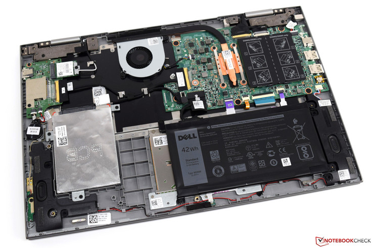 Dell Inspiron 15 5579 sin tapa inferior