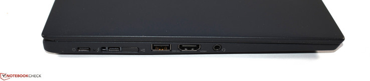 izquierda: USB 3.1 Gen 1 Type-C, Thunderbolt 3, Mini Ethernet, Docking Port, USB 3.0 Type-A, HDMI, Audio combinado
