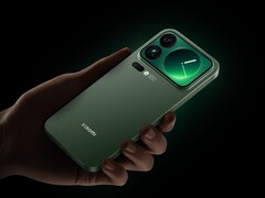Xiaomi 17 Pro Max en verde en la foto.
