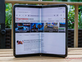 Google podría estar desarrollando ya un nuevo smartphone plegable. (Fuente de la imagen: Notebookcheck)