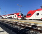 EMUs de Caltrain aparcados (Stadler Kiss) esperando a entrar en servicio durante la Semana de la Exhibición en mayo de 2024 (Fuente de la imagen: Andreas Sebayang)