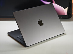 Apple MacBook Pro 14 M5 (fuente de la imagen: Notebookcheck)