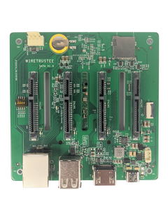 La placa base de Wiretrustee cuenta con cuatro conexiones SATA 2.0. (Fuente de la imagen: Wiretrustee)