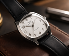 El Timex Marlin Tonneau TW2Y84300IK tiene una esfera blanca