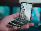 Ha aparecido en Internet nueva información sobre el Samsung Galaxy Z Flip4 (imagen vía Unsplash)