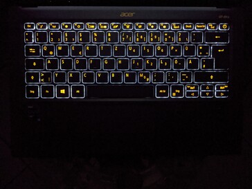 Acer Swift 5 SF514 - iluminación del teclado