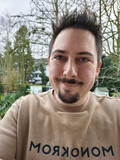 Selfie con la cámara principal del Huawei Mate X6 (modo retrato)