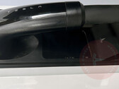 Supercargador Tesla V4 con pantalla de pago (imagen: Tesla Owners UK/Twitter)