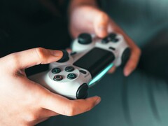 Los mandos modernos de PlayStation, como el DualShock 4, funcionan a la perfección con RPCS3.