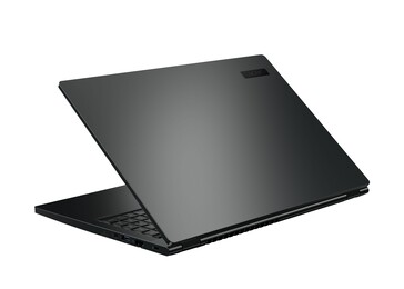 Acer TravelMate P4 16. (Fuente de la imagen: Acer)