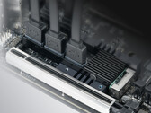 La SilverStone ECS07 toma una ranura M.2 2280 y la divide en cinco puertos SATA 3.0. (Fuente de la imagen: SilverStone)