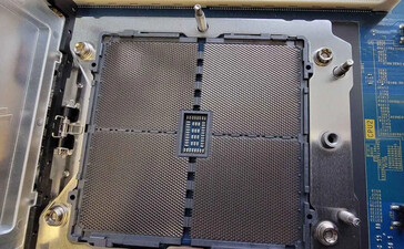 Socket AMD EPYC Genoa. (Fuente: Yuuki_AnS)