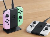 El soporte de carga Joy-Con se puede utilizar en vertical o apoyado sobre una mesa. (Fuente de la imagen: Nintendo)