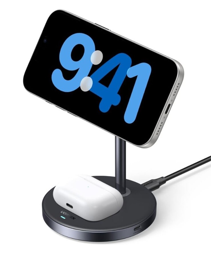 Una imagen del nuevo cargador inalámbrico 2 en 1 Ugreen Zapix Qi2 15W.