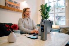 El Verbatim Charge 'n' Go Power Bank 27000 mAh está a punto de lanzarse en Europa. (Fuente de la imagen: Verbatim)