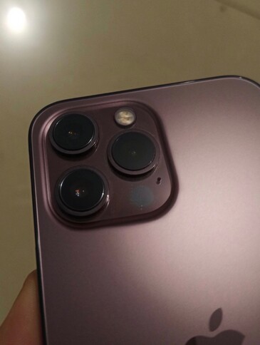 Posible iPhone 13 Pro. (Fuente de la imagen: @MajinBuOfficial)