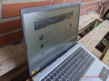 Acer Aspire 5 - uso en exteriores