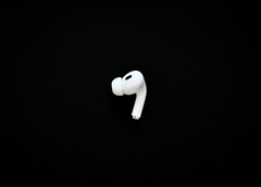 Se ha descubierto que algunos auriculares y cascos tienen vulnerabilidades críticas (Fuente de la imagen: Nik, vía Unsplash)