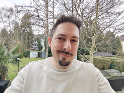 Un selfie con el Poco Pad X1